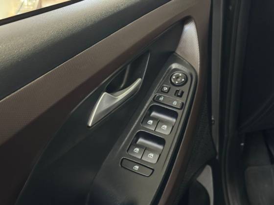 HYUNDAI CRETA 1.0 TGDI FLEX PLATINUM AUTOMÁTICO HYUNDAI CRETA 1.0 TGDI FLEX PLATINUM AUTOMÁTICO